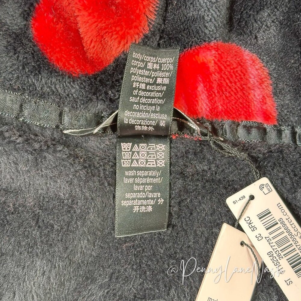 NWT Victoria's Secret Red & Black Hearts Cozy Short Robe - Picture 9 of 13